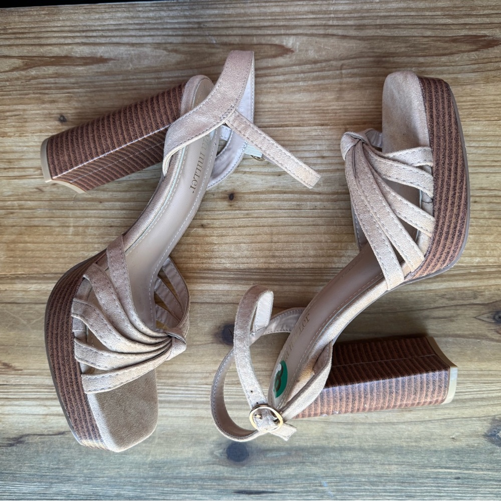 OLIVIA MILLER Chunky Boho Sandals 8